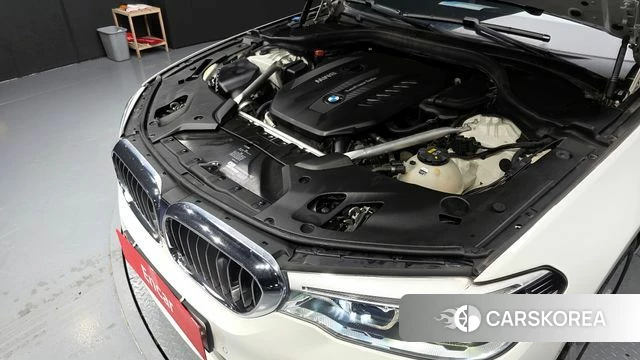 BMW 5 Series (G30) id 4384719 из Кореи 31