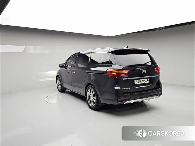 Kia The New Carnival id 4595786 из Кореи 16