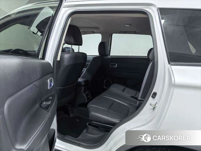 Mitsubishi  Outlander id 4238120 из Китая 11