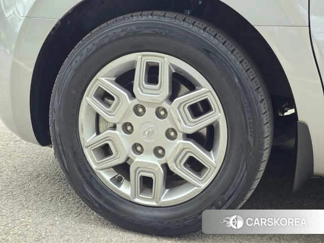 Hyundai Staria id 4580488 из Кореи 14