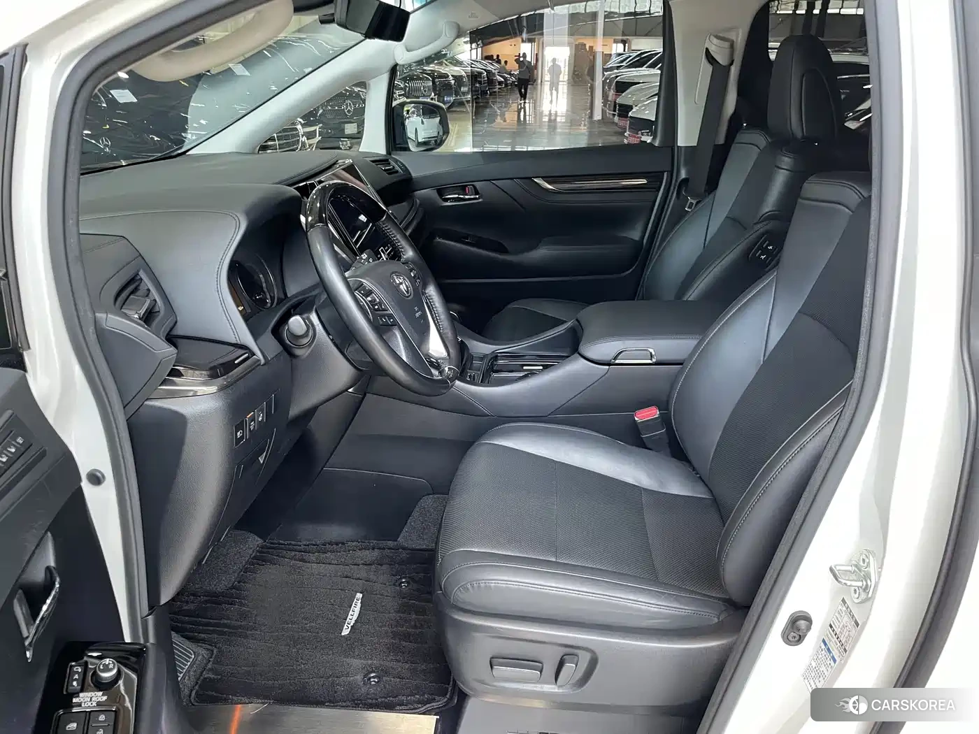 Toyota Vellfire id 4547574 из Китая 15