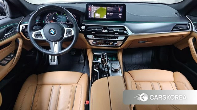 BMW 5 Series (G30) id 4774317 из Кореи 28