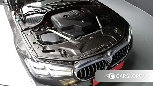 BMW 5 Series (G30) id 2984335 из Кореи 16