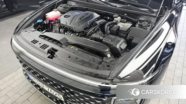 Hyundai Grandeur (GN7) id 3497410 из Кореи 16