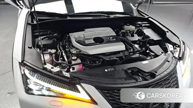 Lexus UX250h id 3484180 из Кореи 16