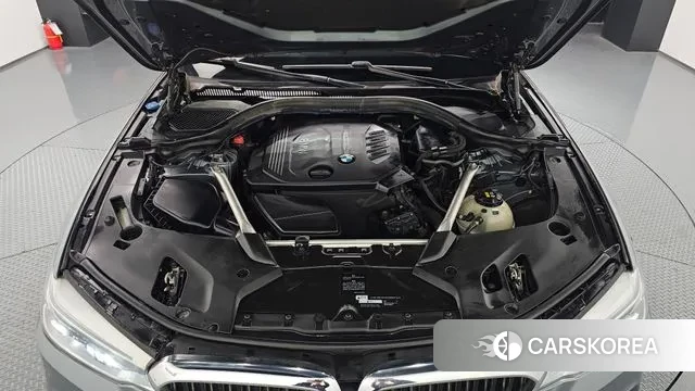 BMW 5 Series (G30) id 3440121 из Кореи 16