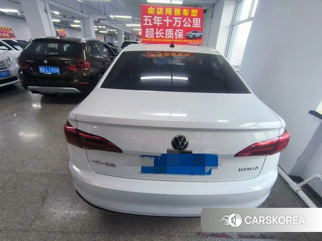 Volkswagen Bora 2021 Белый из Китая, фото 6