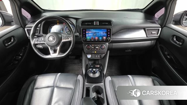 Nissan Leaf (ZE1) id 4615099 из Кореи 28