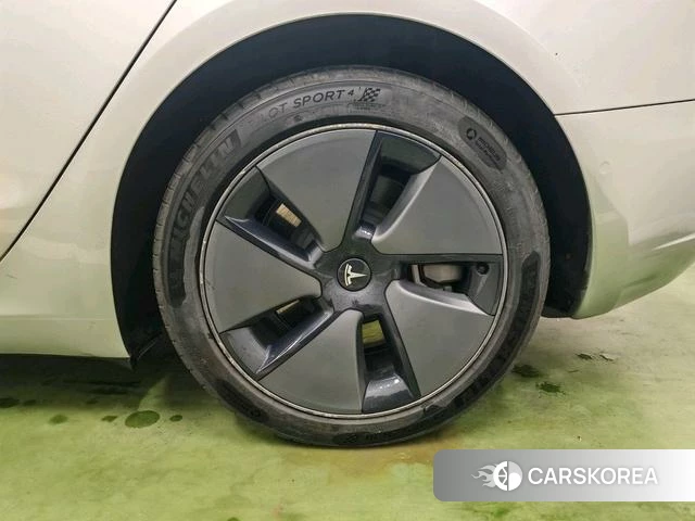 Tesla Model 3 id 4253118 из Китая 16