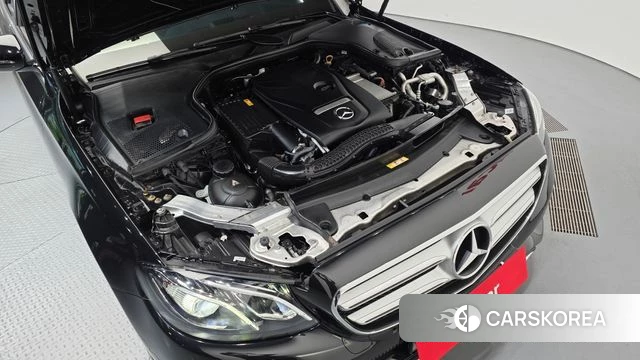 Mercedes-Benz E-Class W213 id 4250906 из Кореи 26