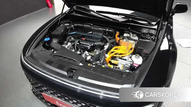 Hyundai Grandeur Hybrid (GN7) id 3523490 из Кореи 16