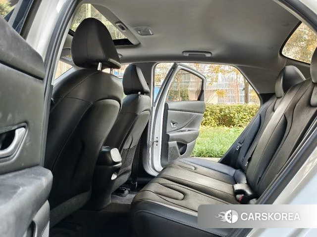 Hyundai Elantra id 4291228 из Китая 13