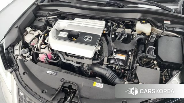 Lexus UX250h id 4179446 из Кореи 16