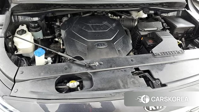 Kia The New Carnival id 3608236 из Кореи 16