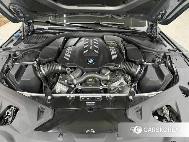 BMW 8 Series (G15) id 4330109 из Кореи 16