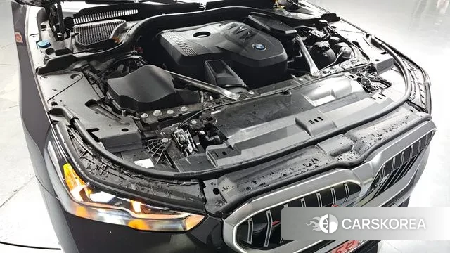 BMW 5 Series (G60) id 3377286 из Кореи 16