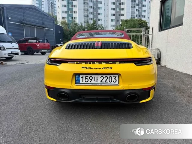 Porsche 911(992) id 3219773 из Кореи 16
