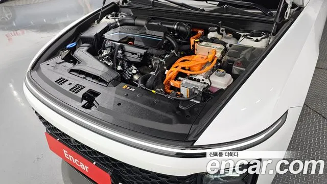 Hyundai Grandeur Hybrid (GN7) id 2822741 из Кореи 16