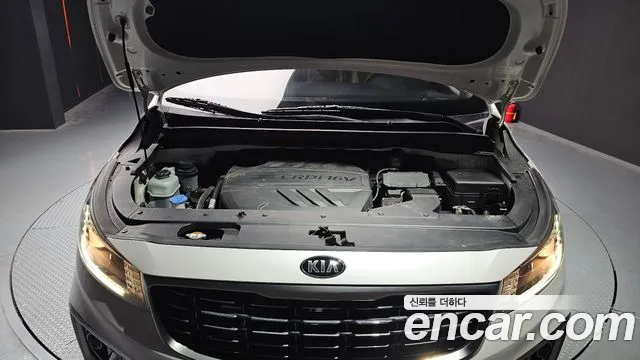 Kia The New Carnival id 2854935 из Кореи 16