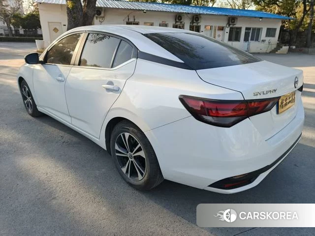 Nissan Xuan Yi 2024 Белый из Китая, фото 6