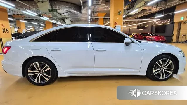 Audi A6 (C8) id 3323497 из Кореи 7