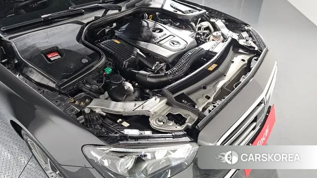 Mercedes-Benz E-Class W213 id 3492976 из Кореи 16