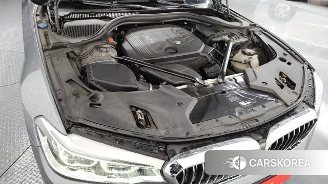 BMW 5 Series (G30) id 3714175 из Кореи 16