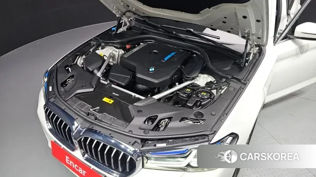 BMW 5 Series (G30) id 3453329 из Кореи 16