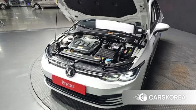 Volkswagen Golf 8th Generation id 2998153 из Кореи 16