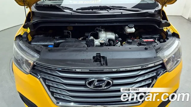 Hyundai The New Grand Starex id 2503472 из Кореи 16