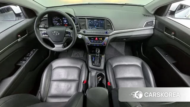 Hyundai Avante AD id 3779106 из Кореи 16