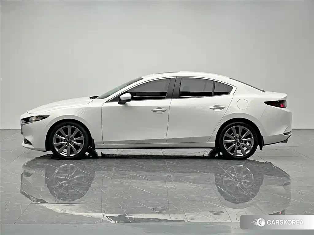 Mazda 3 id 4547389 из Китая 19