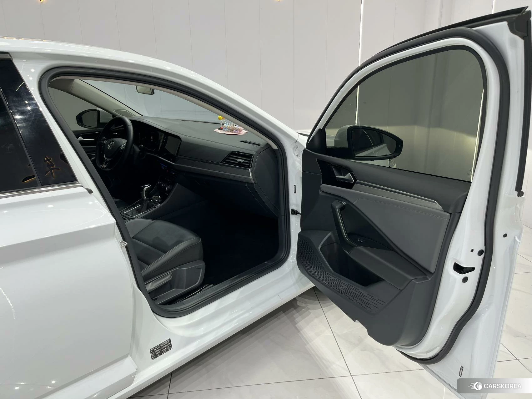 Volkswagen Sagitar id 4452094 из Китая 16