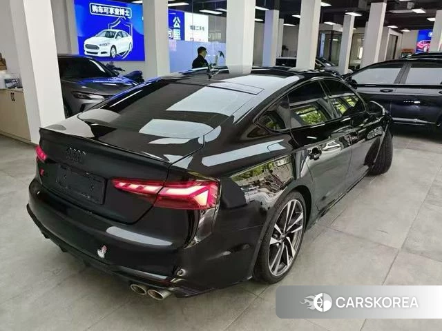 Audi S5 2024 Черный из Китая, фото 6