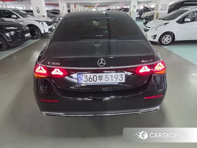 Mercedes-Benz E-Class W214 id 3669455 из Кореи 16