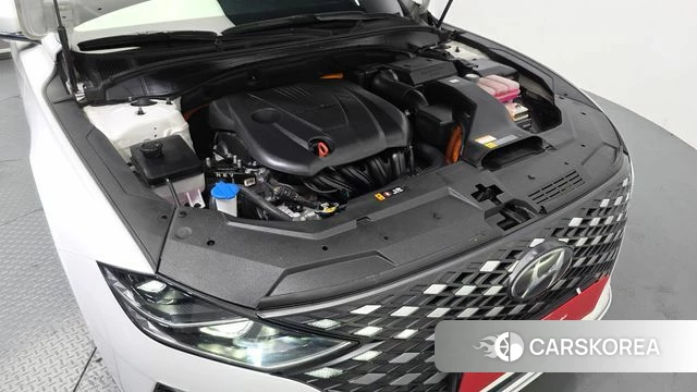 Hyundai The New Grandeur IG Hybrid id 4489268 из Кореи 30