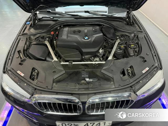 BMW 5 Series (G30) id 4454919 из Кореи 16