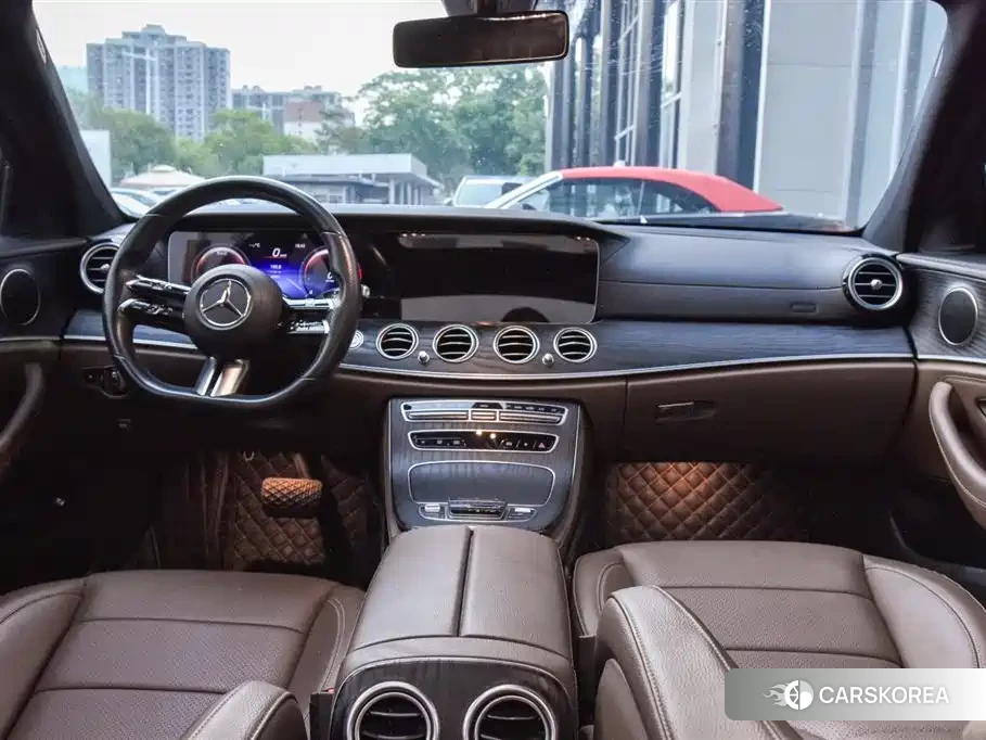 Mercedes-Benz E-Class id 4545911 из Китая 9