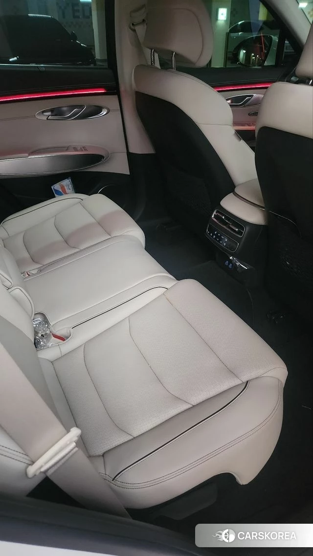 Genesis GV70 id 4560360 из Кореи 16