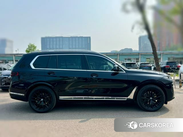 BMW X7 id 4275691 из Китая 12