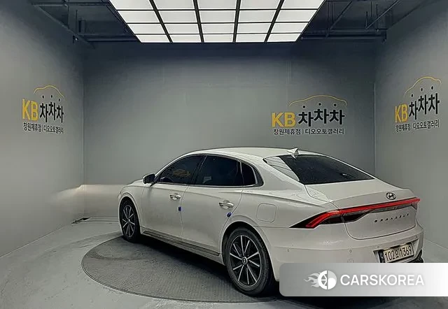 Hyundai The New Grandeur IG id 3416409 из Кореи 16