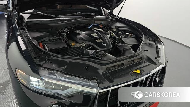 Maserati Levante id 4642126 из Кореи 16