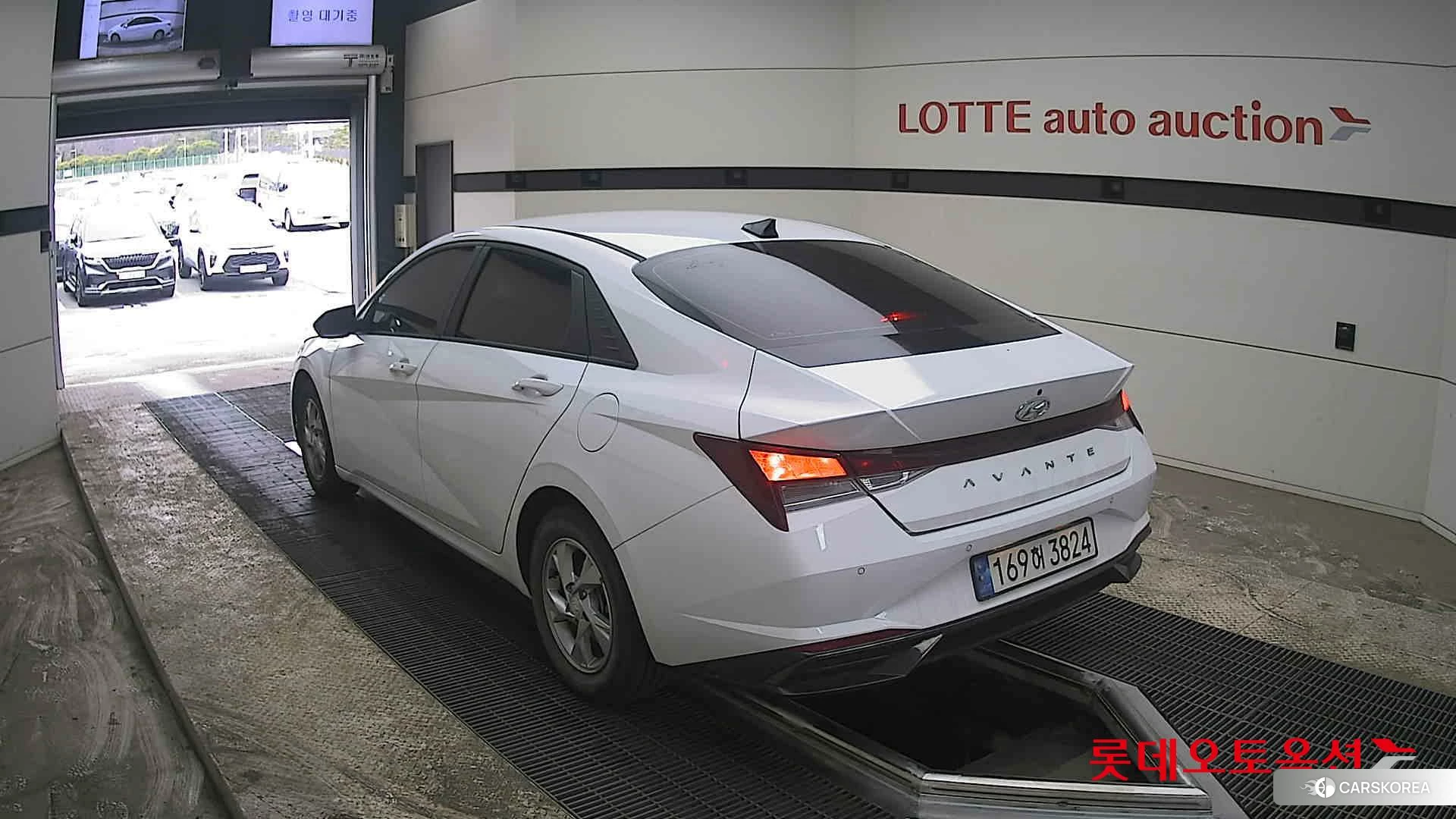 Hyundai Avante id 3869378 из Кореи 34