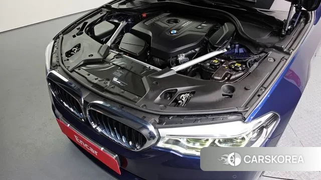 BMW 5 Series (G30) id 3622645 из Кореи 16