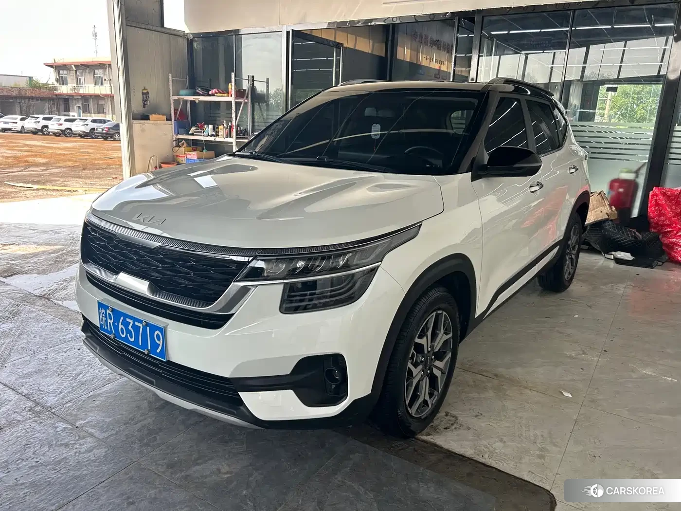 Kia KX3 proud run 2022 Белый из Китая, фото 6