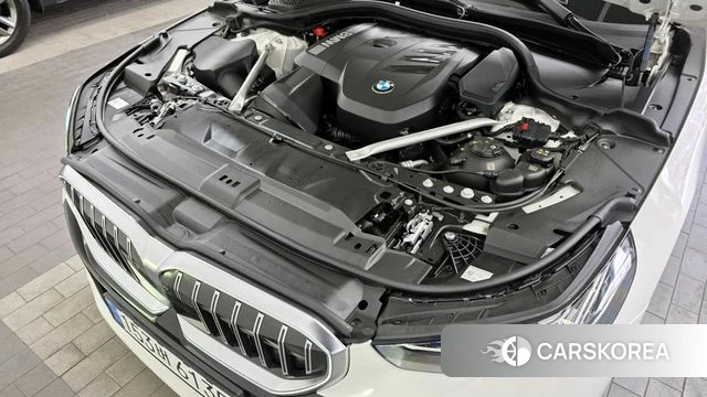 BMW 5 Series (G60) id 3952790 из Кореи 16