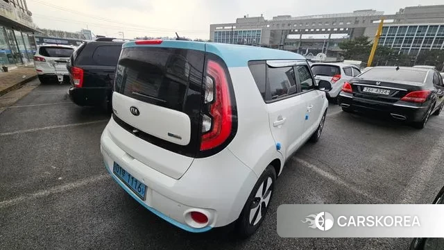 Kia Soul EV id 3526455 из Кореи 16