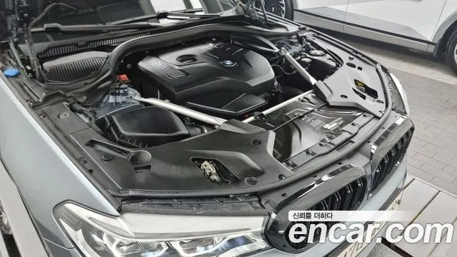 BMW 5 Series (G30) id 2881971 из Кореи 16