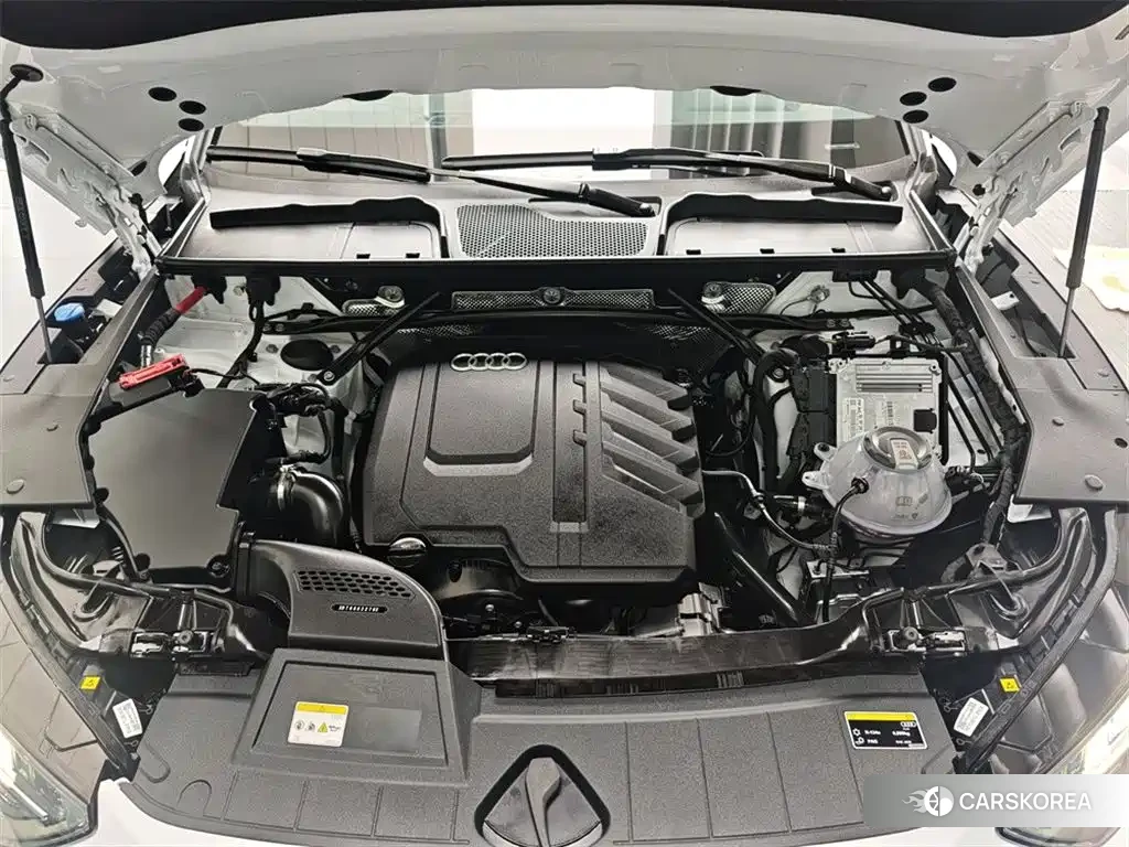 Audi Q5L id 4578199 из Китая 13