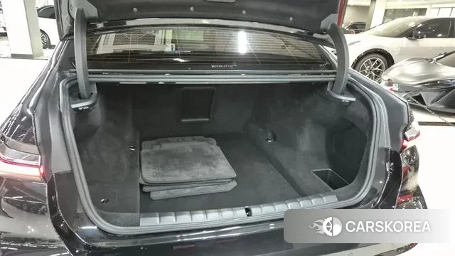 BMW 7 Series (G70) id 3041277 из Кореи 16